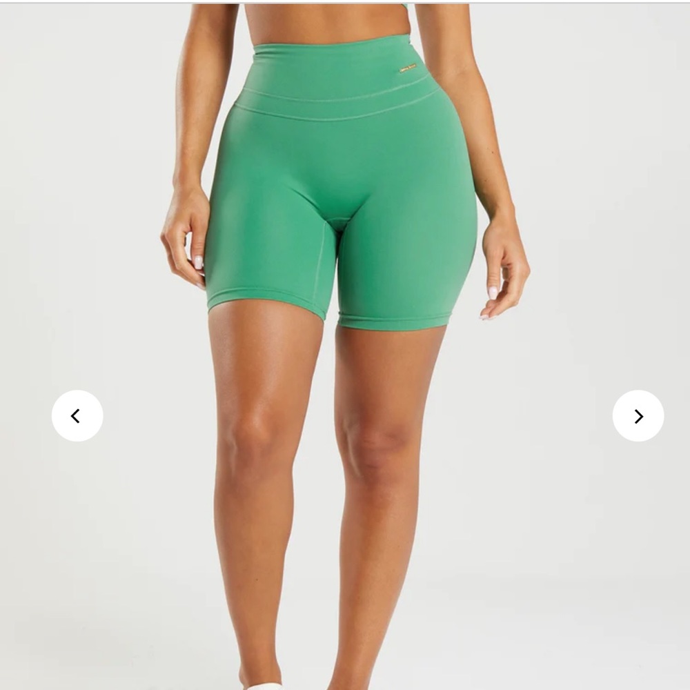 NWT Whitney Simmons Palm Green Cycling Shorts